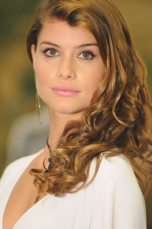 Aline-Moraes.jpg