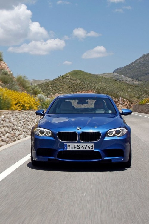 Carro Bmw M5