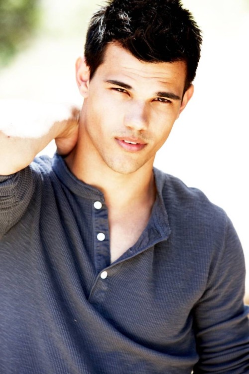 Taylor Lautner